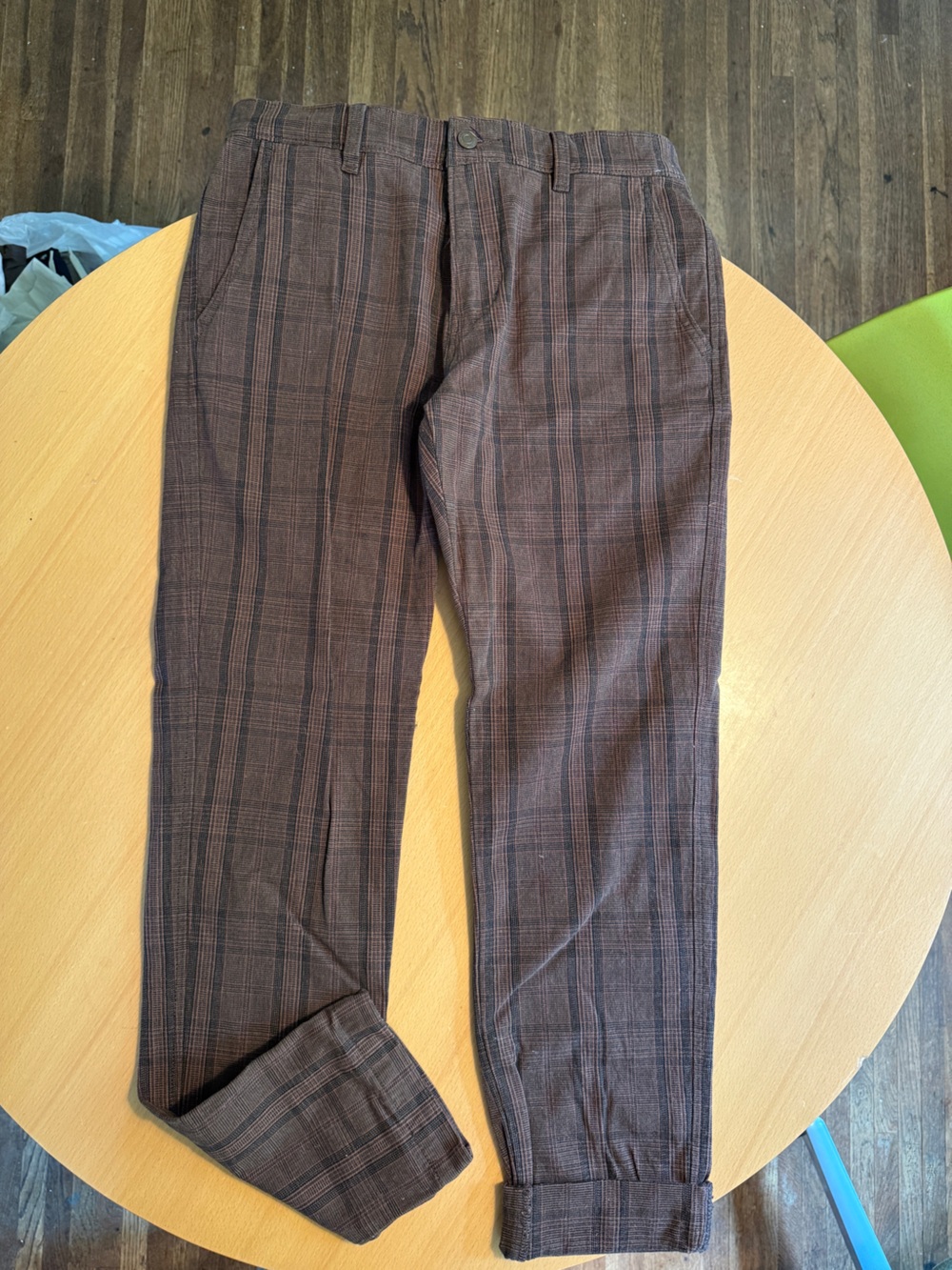 Men's Levi’s Brown Plaid Chino Pants